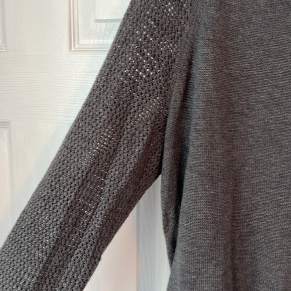 Gap Sweater - Picture 2 of 4